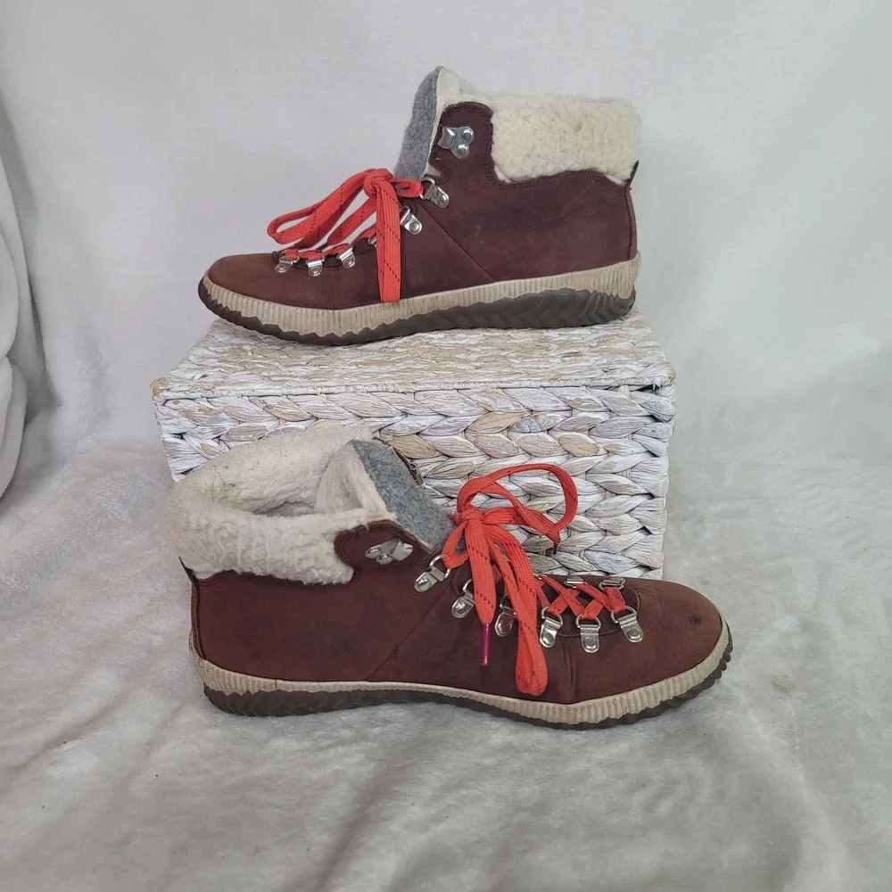 Sorel Out N About Plus Conquest Waterproof Boots Heritage Brown Size 11 Gorpcore
